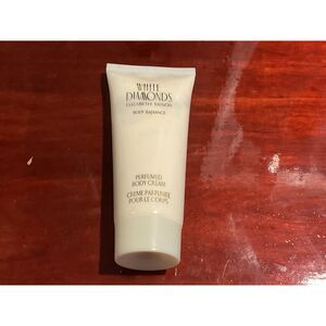 WHITE DIAMONDS BODY CREAM 2 pack
